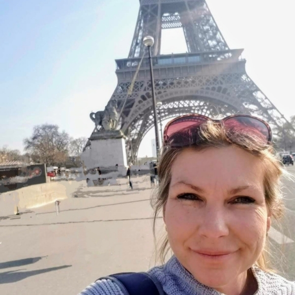 Meet your Posher, Jaime - Picture 2 of 2